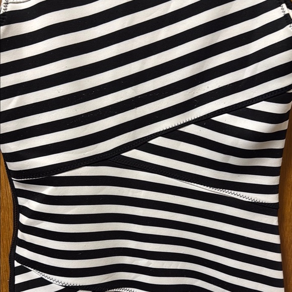 Michael Kors Black and White Sheath Midi - Picture 6 of 8